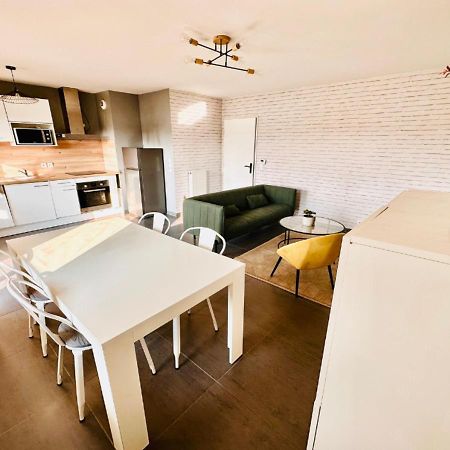 Btobed - Location Professionnelle - Appartement 4 Personnes Parking Gratuit - Proche Parc Des Expositions Et Aeroport Cdg فيليُبانت المظهر الخارجي الصورة